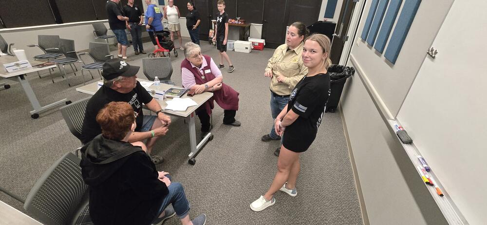 Attendees conducting SFSTs